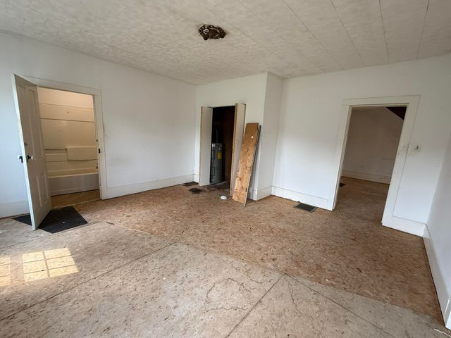 838 State Garage Road, Albany, KY 42602