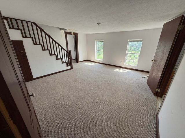 838 State Garage Road, Albany, KY 42602