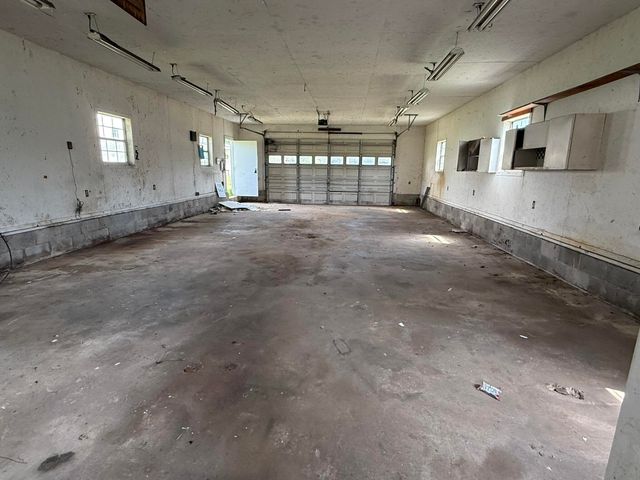 838 State Garage Road, Albany, KY 42602