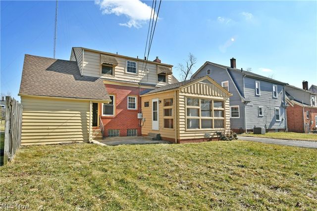 4206 Rush Boulevard, Youngstown, OH 44512