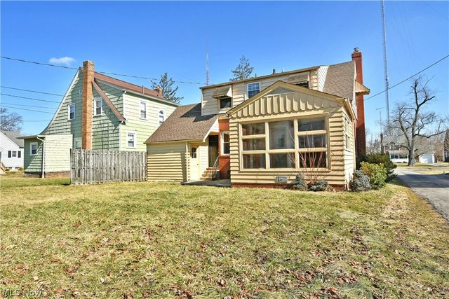 4206 Rush Boulevard, Youngstown, OH 44512