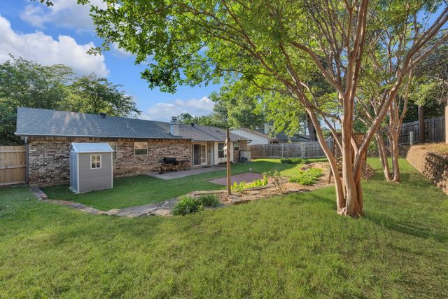 2611 Mintwood Place, Arlington, TX 76016