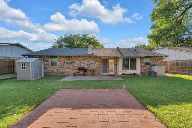 2611 Mintwood Place, Arlington, TX 76016