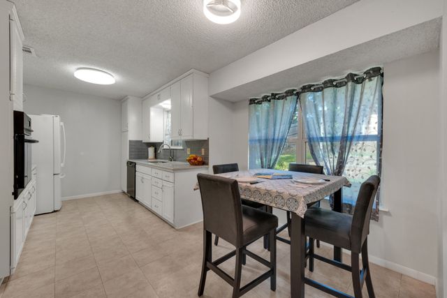 2611 Mintwood Place, Arlington, TX 76016