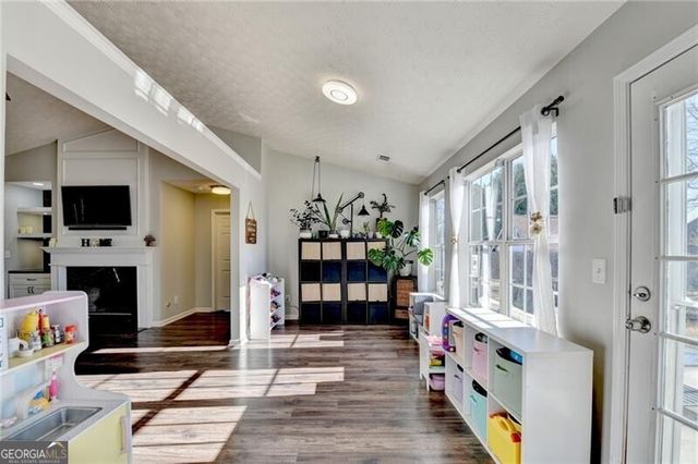 1318 Cascade View Drive, Grayson, GA 30017