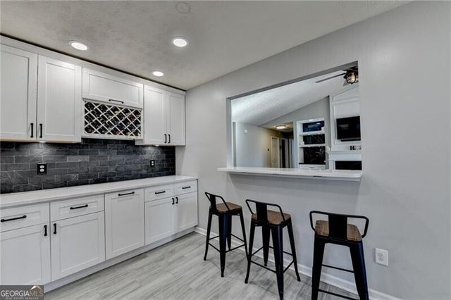 1318 Cascade View Drive, Grayson, GA 30017