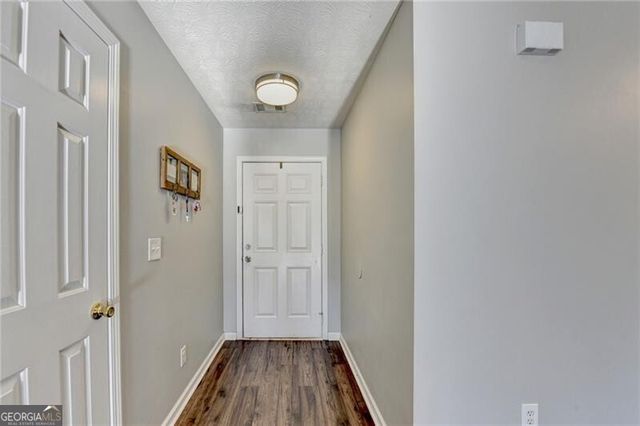 1318 Cascade View Drive, Grayson, GA 30017