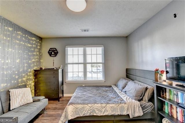 1318 Cascade View Drive, Grayson, GA 30017