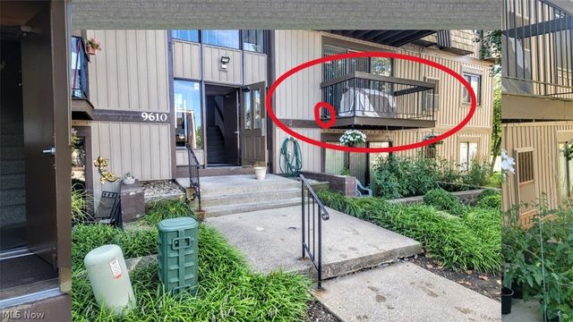 9610 Cove Drive B18, North Royalton, OH 44133