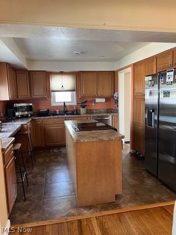 5920 Glenwood Avenue, Maple Heights, OH 44137
