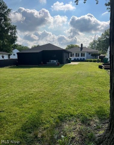5920 Glenwood Avenue, Maple Heights, OH 44137