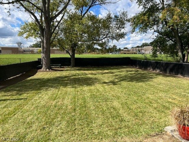 5920 Glenwood Avenue, Maple Heights, OH 44137