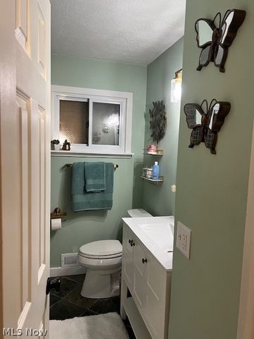 5920 Glenwood Avenue, Maple Heights, OH 44137
