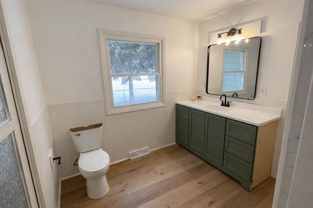 233 Washington Avenue, Plainwell City, MI 49080