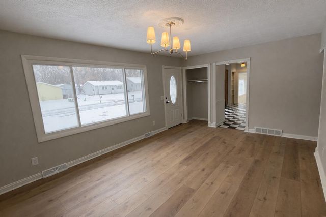 233 Washington Avenue, Plainwell City, MI 49080