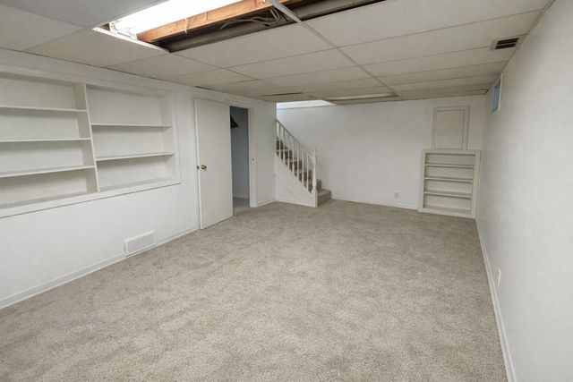 233 Washington Avenue, Plainwell City, MI 49080