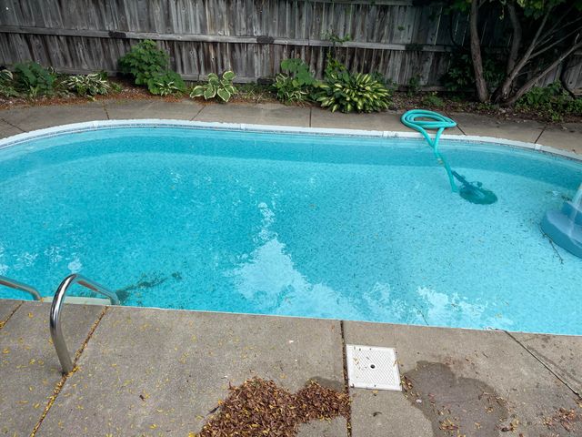 233 Washington Avenue, Plainwell City, MI 49080