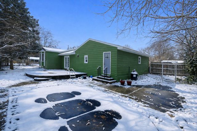 233 Washington Avenue, Plainwell City, MI 49080