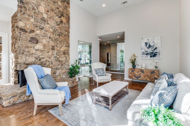 12056 Tavel Circle, Dallas, TX 75230