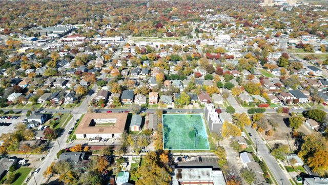 710 & 716 W 9th Street, Dallas, TX 75208