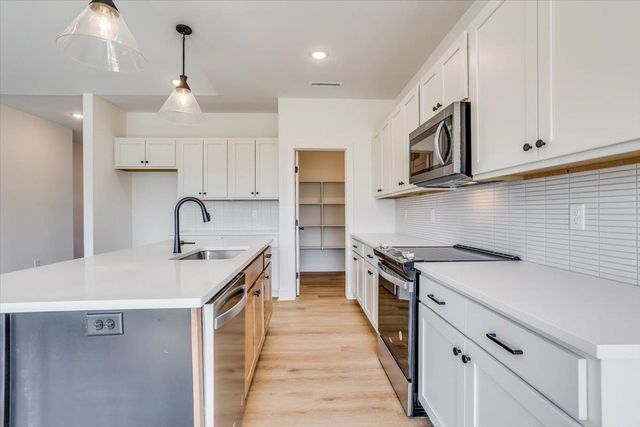 5475 Briskbay St., Maize, KS 67101