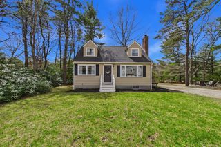 13 Albatross Ave, Wareham, MA 02538
