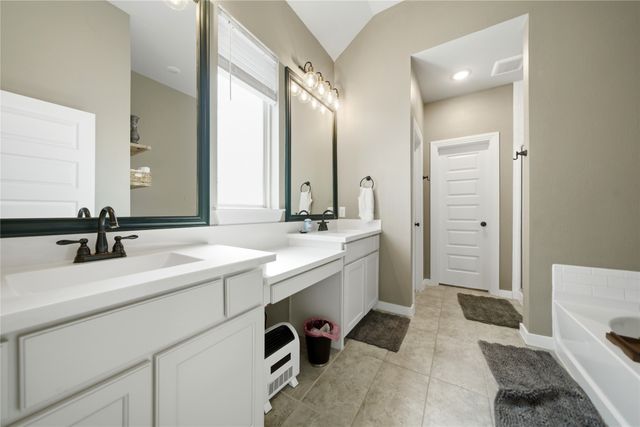 2127 Mossbrook Drive, Royse City, TX 75189