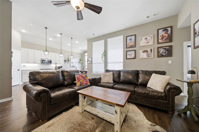 2127 Mossbrook Drive, Royse City, TX 75189