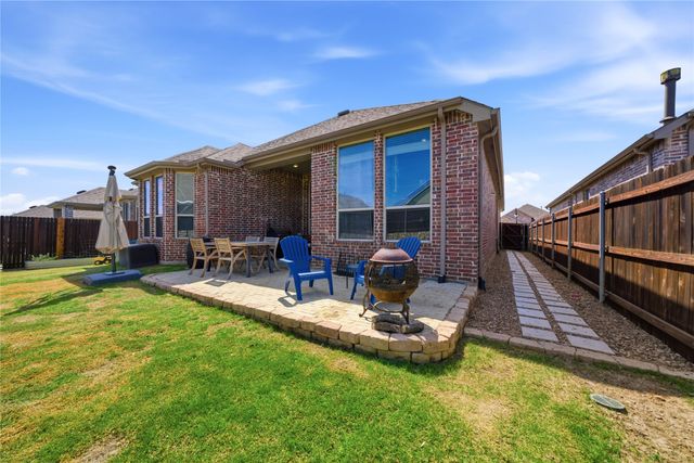 2127 Mossbrook Drive, Royse City, TX 75189