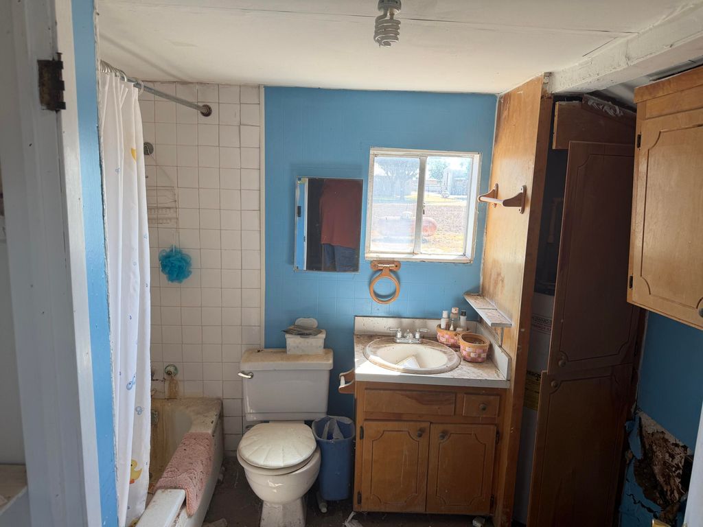 Image 8 of property listing at 17279 Bledsoe Road, San Angelo, TX 76905