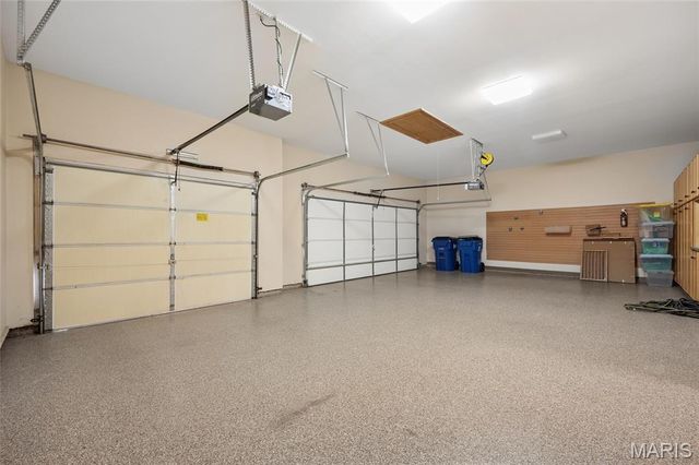 740 Stonebluff Court, Chesterfield, MO 63005