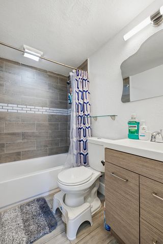 253 SW 2nd Court, Deerfield Beach, FL 33441