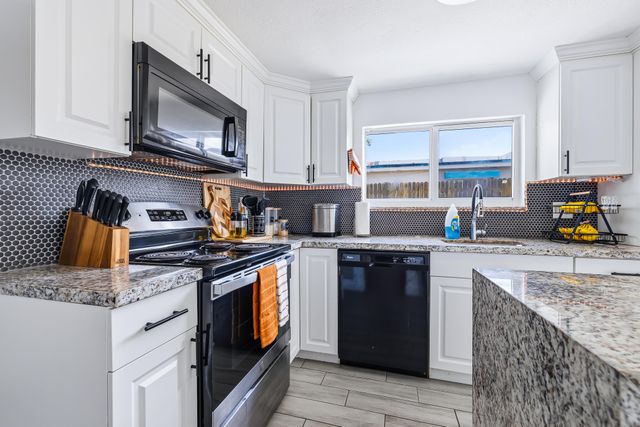 253 SW 2nd Court, Deerfield Beach, FL 33441