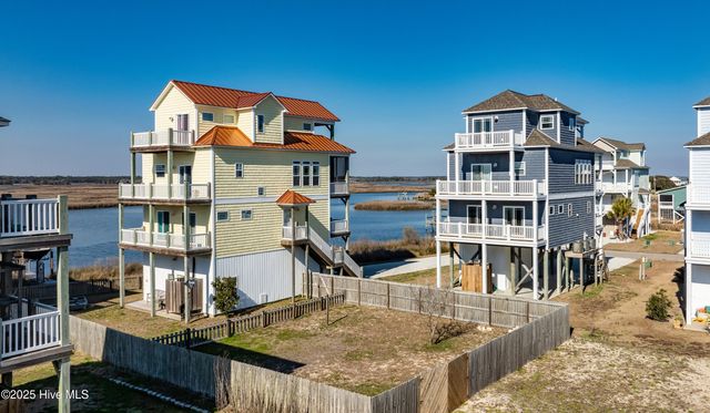 1518 Wahoo Street, N Topsail Beach, NC 28460