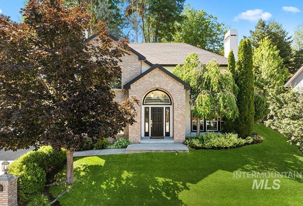 1203 E Hearthstone Dr, Boise, ID 83702