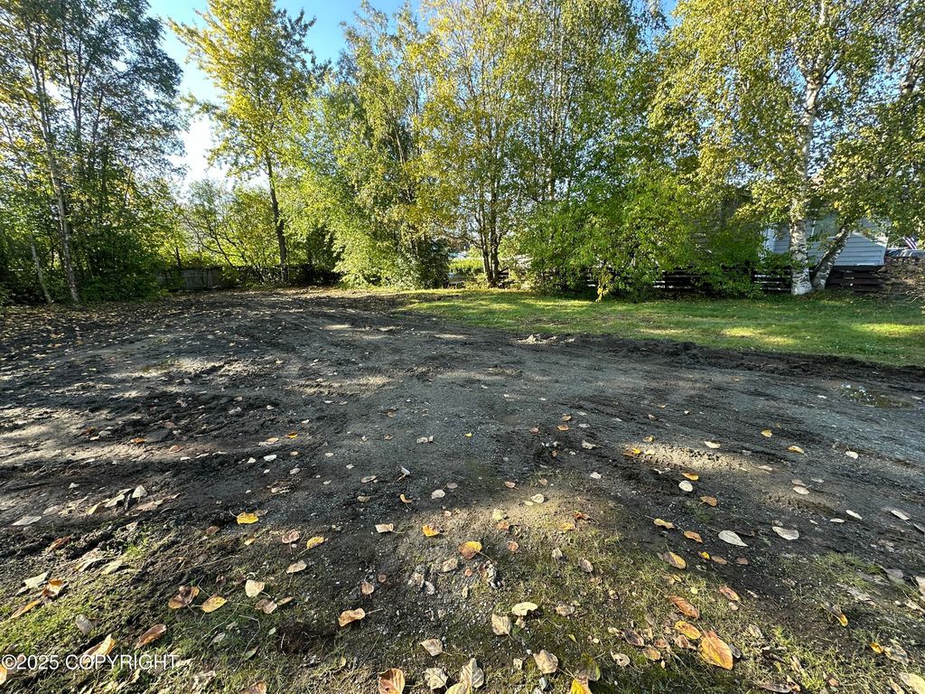4634 Klondike Court, Anchorage, AK 99508