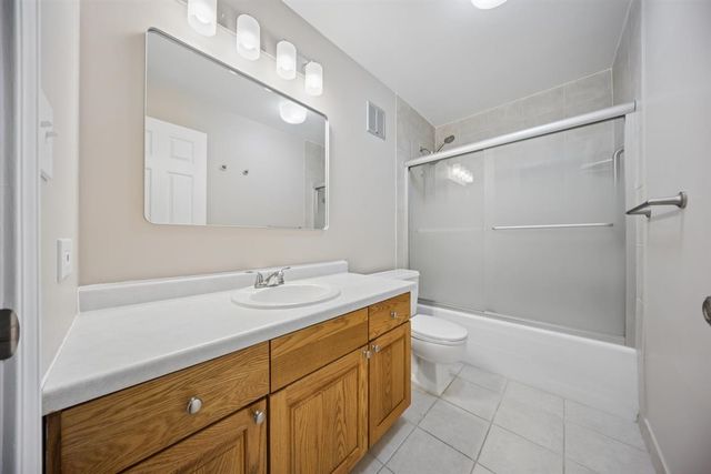 1405 E Central Road 118C, Arlington Heights, IL 60005