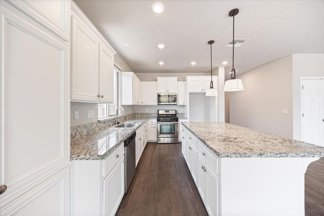 1033 Makeway St, Roseville, CA 95747