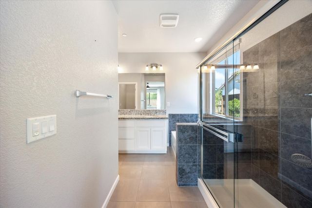 1033 Makeway St, Roseville, CA 95747