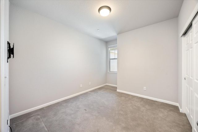 1033 Makeway St, Roseville, CA 95747