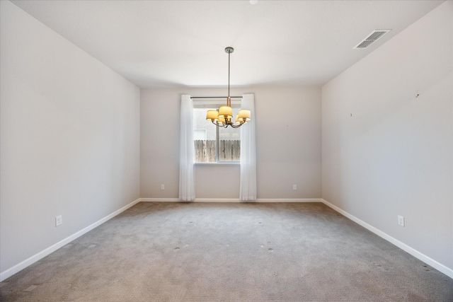 1033 Makeway St, Roseville, CA 95747