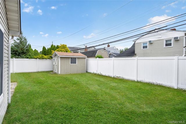 39 Boat Lane, Levittown, NY 11756