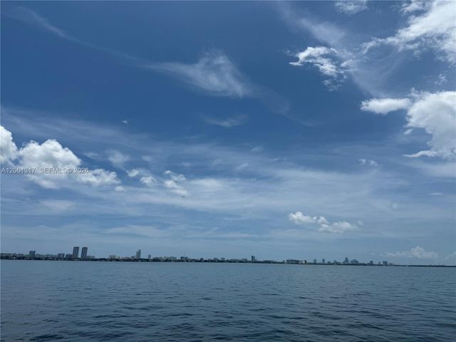 1801 S Treasure Drive 115, North Bay Village, FL 33141