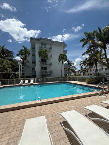 1801 S Treasure Drive 115, North Bay Village, FL 33141