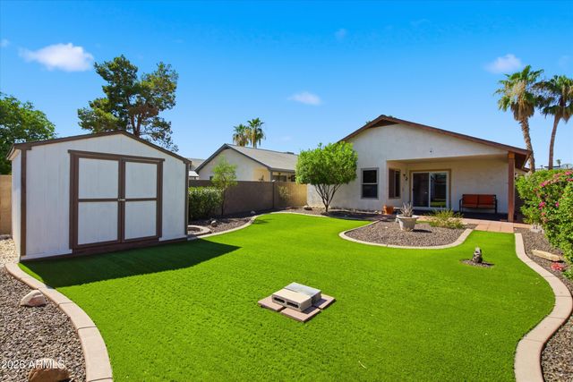 8839 W BLUEFIELD Avenue, Peoria, AZ 85382
