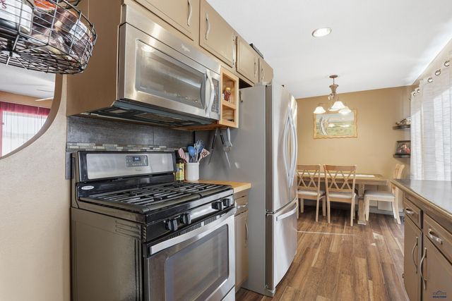 19 SURFWOOD DR, Rapid City, SD 57701