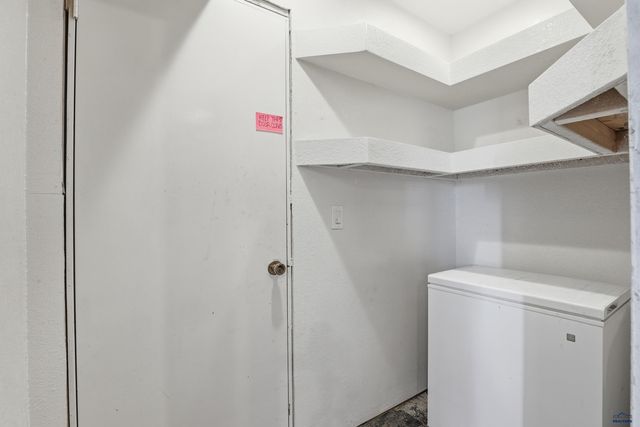 19 SURFWOOD DR, Rapid City, SD 57701