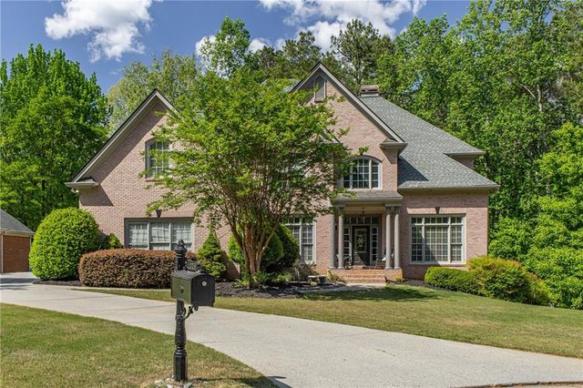 1029 Laurel Grove Court, Suwanee, GA 30024