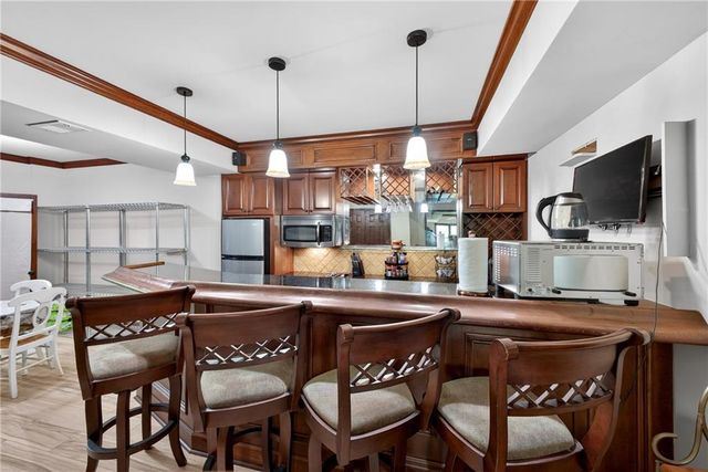 1029 Laurel Grove Court, Suwanee, GA 30024