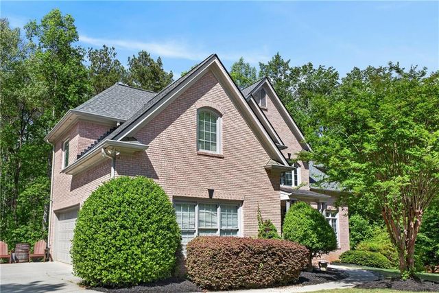 1029 Laurel Grove Court, Suwanee, GA 30024